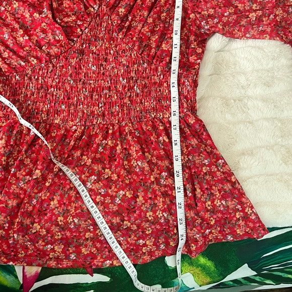 Lane Bryant 14/16 Red Floral Semi-Sheer Cinched Waist Spring Summer V Neck Top - Picture 6 of 9